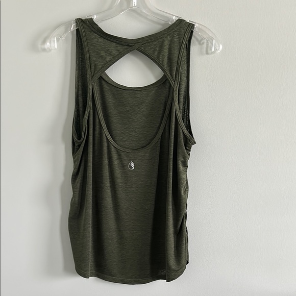 Olive Green Sleeveless Women's Top - Picture 2 of 2